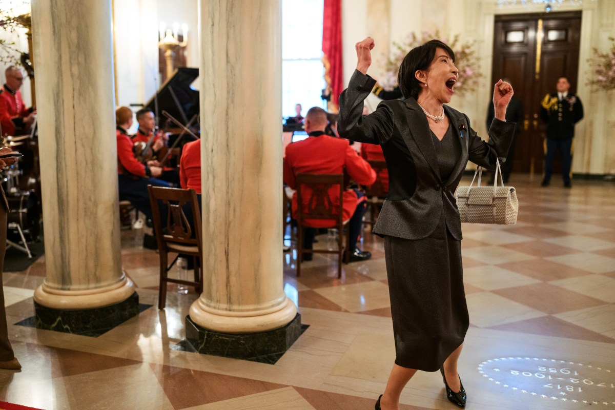 Japanese Prime Minister Sanae Takaichi sings and dances before dinner with President Donald J. Trump in the State Dining Room of the White House, Thursday, March 19, 2026. (Official White House Photo by Joyce N. Boghosian)