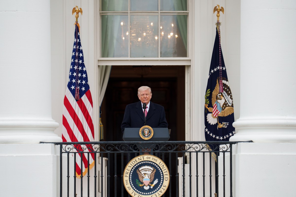President Donald J. Trump delivers remarks from the Blue Room Balcony at a Great American Agriculture Celebration on the South Lawn, Friday, March 27, 2026. (Official White House Photo by Abe McNatt)