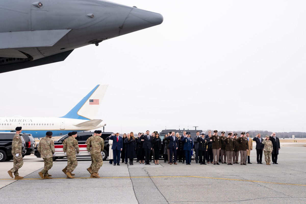 Vice President JD Vance and Second Lady Usha Vance attend the Dignified Transfer of remains of six U.S. soldiers killed in an Iranian drone strike in Kuwait, Saturday, March 7, 2026, at Dover Air Force Base, Delaware.(Official White House Photo by Emily J. Higgins.)
