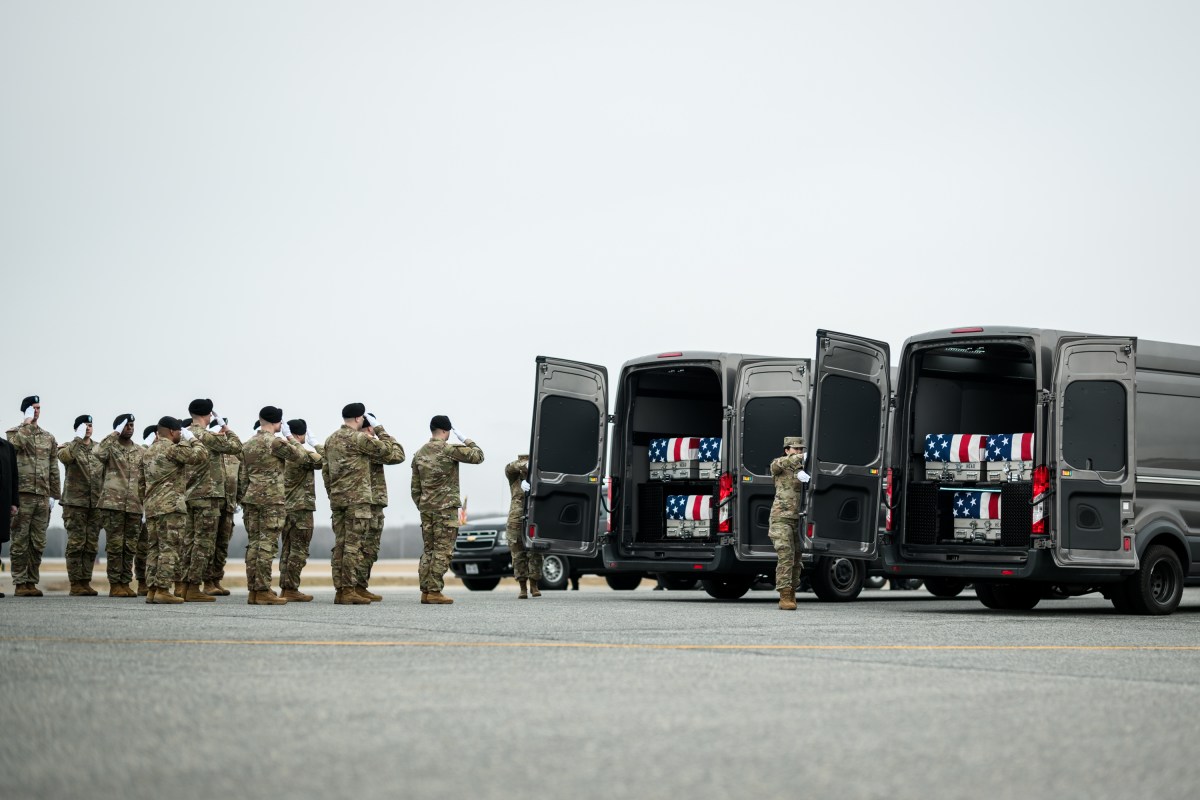 President Donald J. Trump and First Lady Melania Trump attend the Dignified Transfer of remains of six U.S. soldiers killed in an Iranian drone strike in Kuwait, Saturday, March 7, 2026, at Dover Air Force Base, Delaware. (Official White House Photo by Daniel Torok)