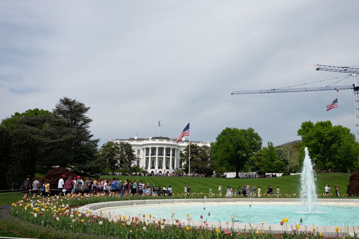 Spring Garden Tours take place on the South Lawn of the White House, Saturday, April 18, 2026. (Official White House Photo by Andrea Hanks)