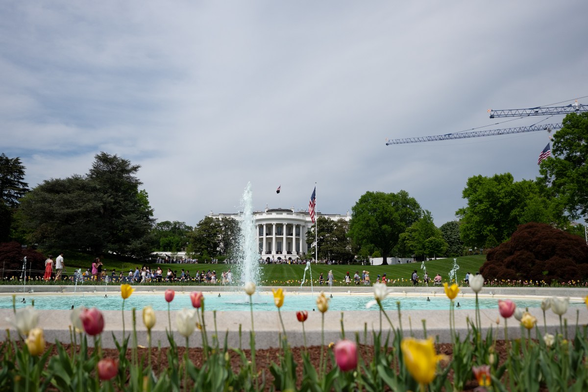 Spring Garden Tours take place on the South Lawn of the White House, Saturday, April 18, 2026. (Official White House Photo by Andrea Hanks)