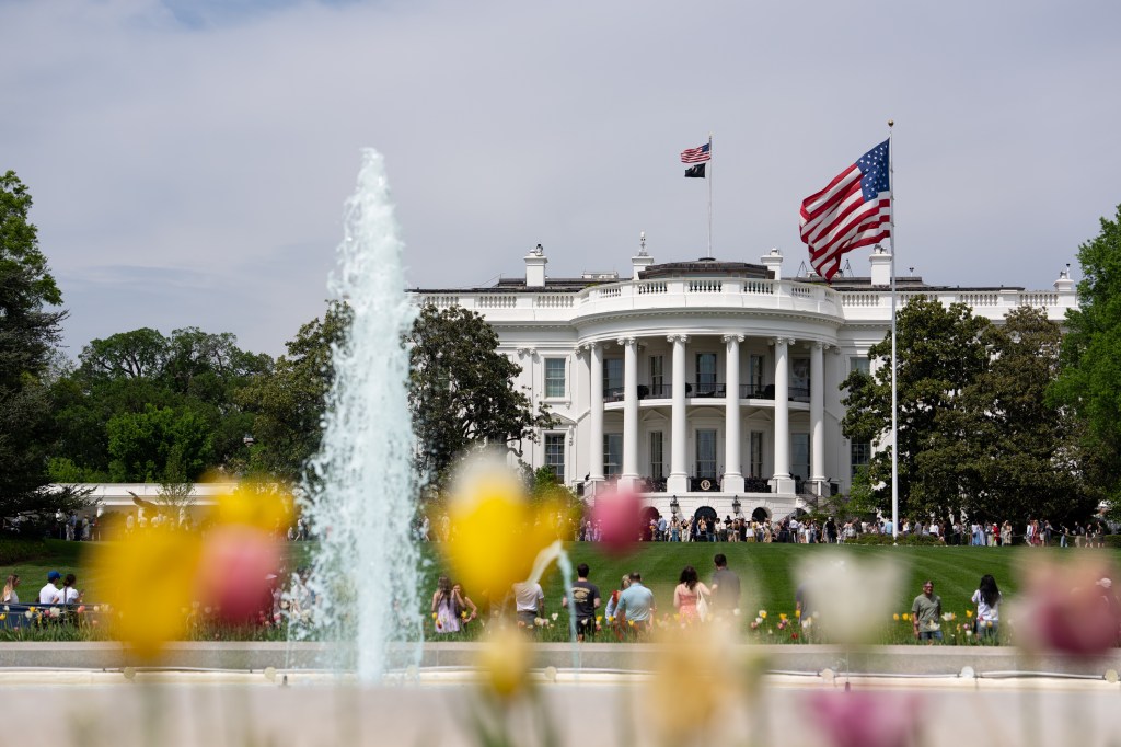 Spring Garden Tours take place on the South Lawn of the White House, Saturday, April 18, 2026. (Official White House Photo by Andrea Hanks)
