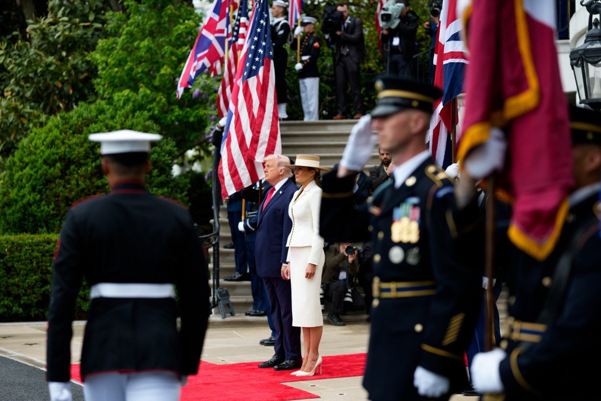 President Donald J. Trump and First Lady Melania Trump greet King Charles III and Queen Camilla of the United Kingdom at the South Portico during a State Arrival ceremony, Tuesday, April 28, 2026. (Official White House Photo by Andrea Hanks)