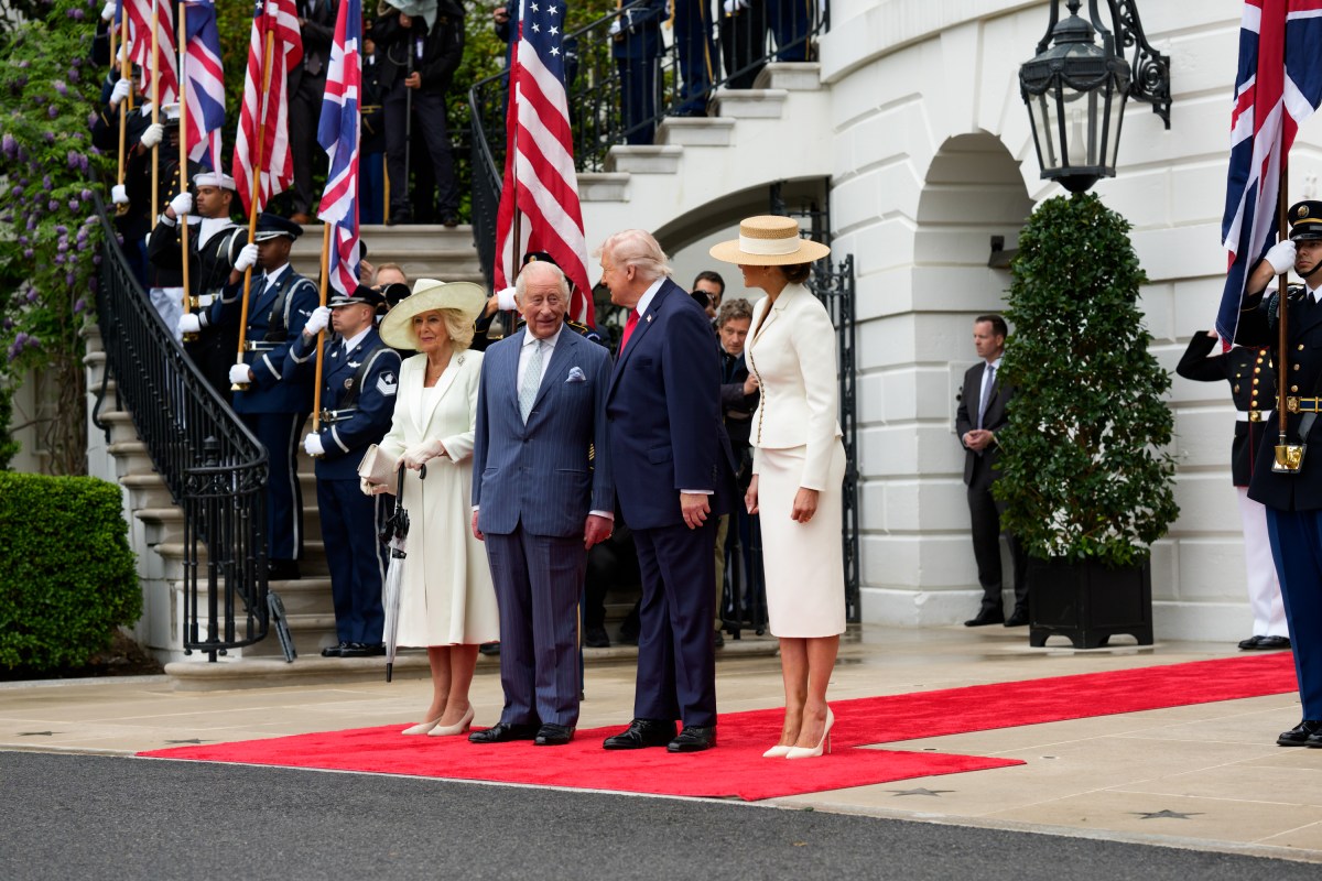 President Donald J. Trump and First Lady Melania Trump greet King Charles III and Queen Camilla of the United Kingdom at the South Portico during a State Arrival ceremony, Tuesday, April 28, 2026. (Official White House Photo by Andrea Hanks)