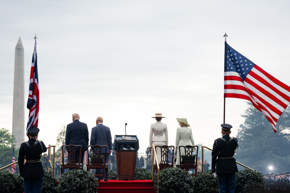President Donald J. Trump and First Lady Melania Trump greet King Charles III and Queen Camilla of the United Kingdom at the South Portico during a State Arrival ceremony, Tuesday, April 28, 2026. (Official White House Photo by Andrea Hanks)
