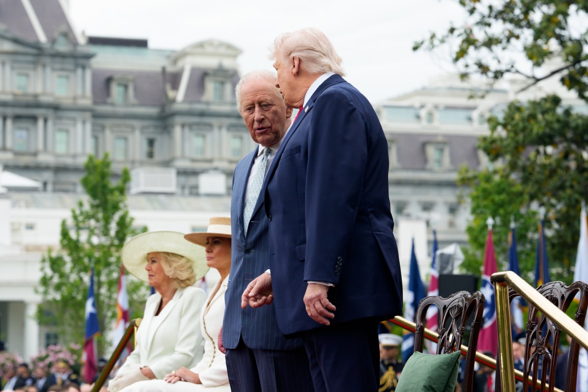 President Donald J. Trump and First Lady Melania Trump greet King Charles III and Queen Camilla of the United Kingdom at the South Portico during a State Arrival ceremony, Tuesday, April 28, 2026. (Official White House Photo by Andrea Hanks)