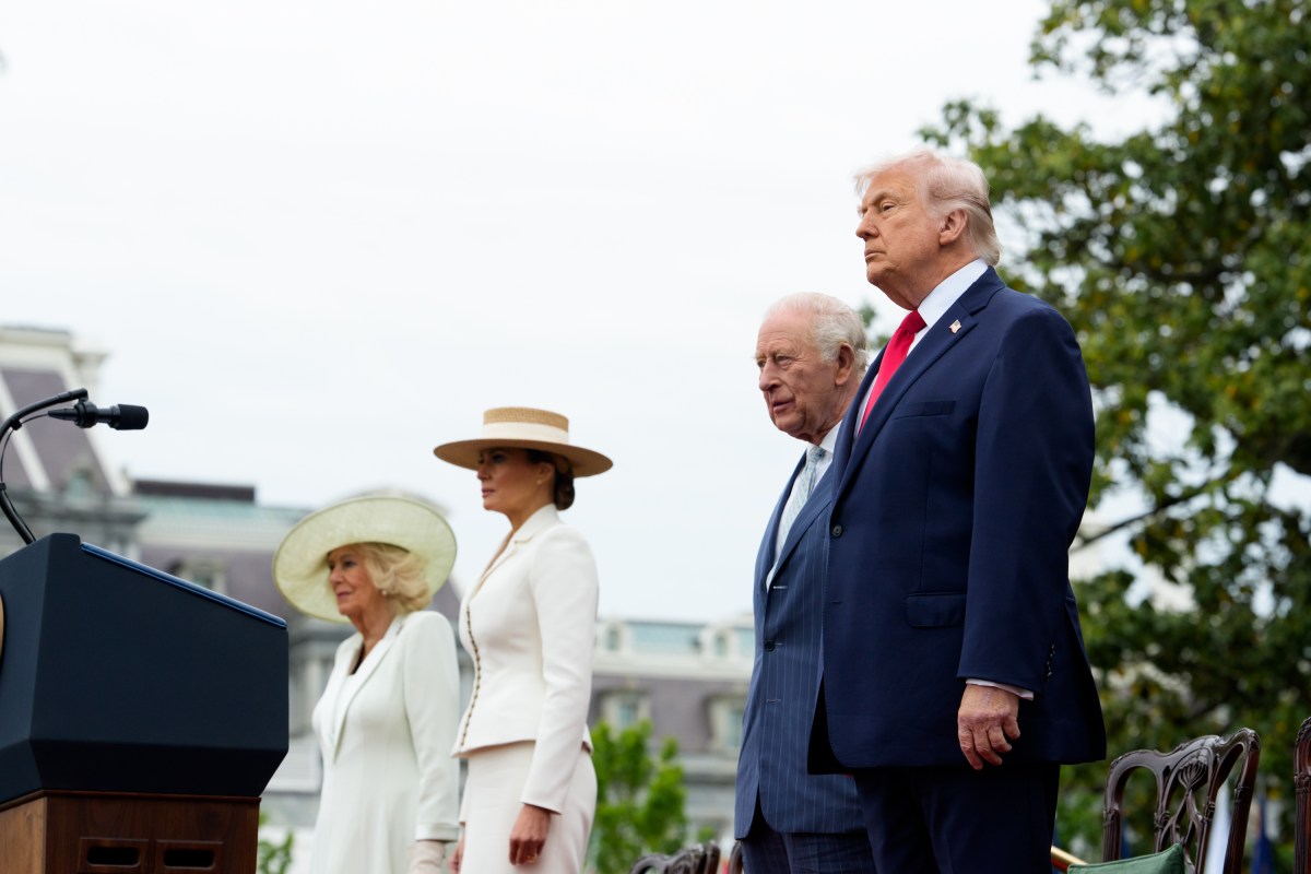 President Donald J. Trump and First Lady Melania Trump greet King Charles III and Queen Camilla of the United Kingdom at the South Portico during a State Arrival ceremony, Tuesday, April 28, 2026. (Official White House Photo by Andrea Hanks)
