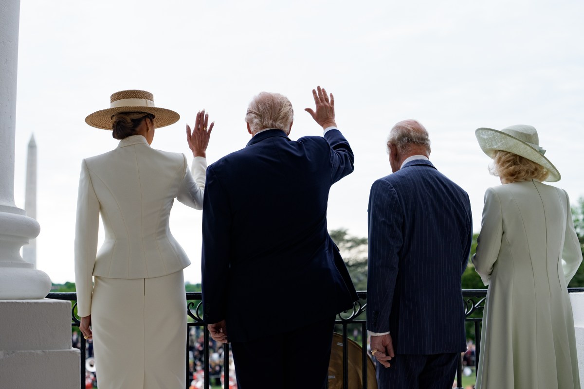 President Donald J. Trump and First Lady Melania Trump greet King Charles III and Queen Camilla of the United Kingdom at the South Portico during a State Arrival ceremony, Tuesday, April 28, 2026. (Official White House Photo by Andrea Hanks)