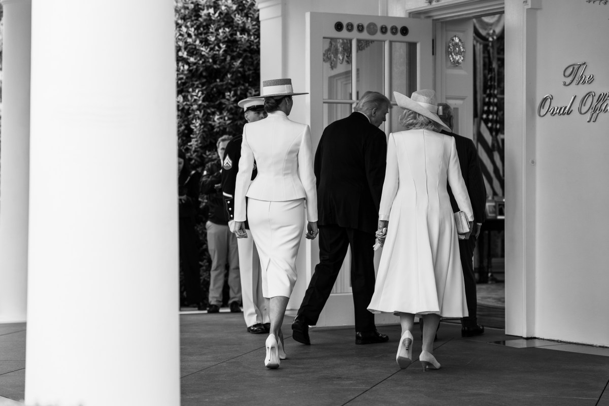 President Donald J. Trump and First Lady Melania Trump greet King Charles III and Queen Camilla of the United Kingdom at the South Portico during a State Arrival ceremony, Tuesday, April 28, 2026. (Official White House Photo by Andrea Hanks)