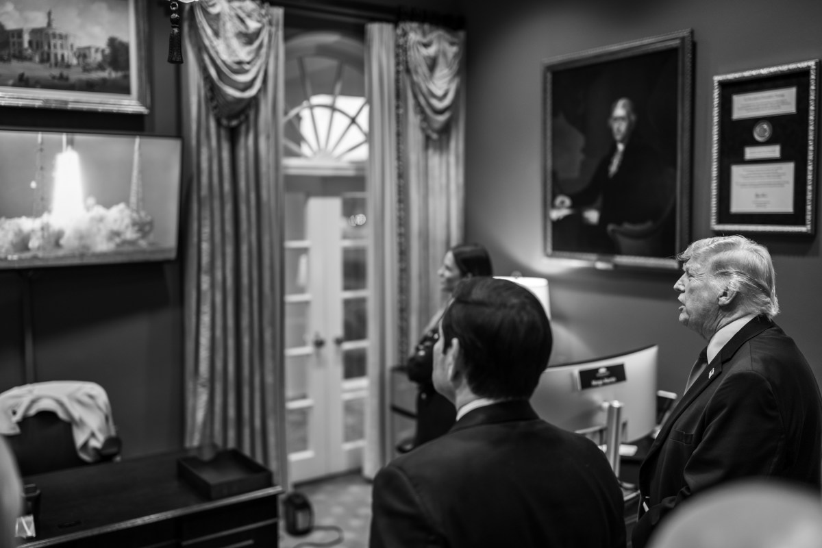 President Donald J. Trump watches the liftoff of Artemis II in the Outer Oval Office, Wednesday, April 1, 2026. (Official White House Photo by Daniel Torok)
