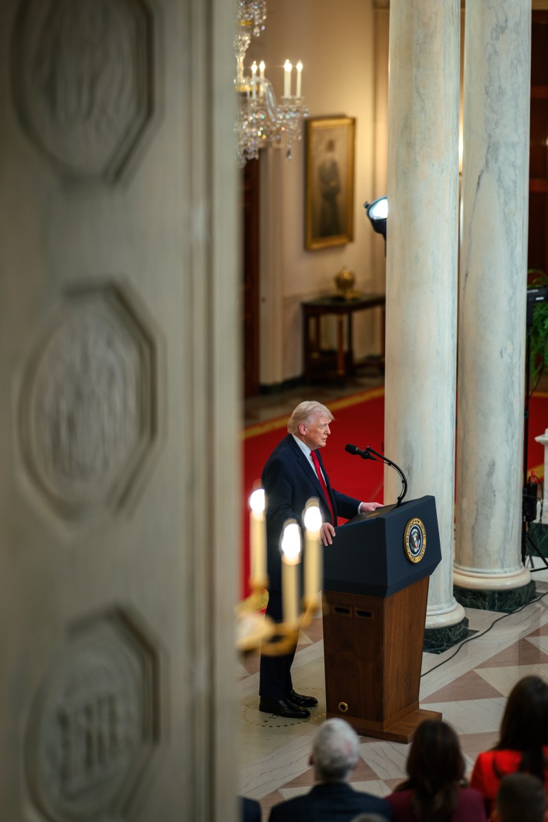 President Donald Trump delivers an address to the nation, Wednesday, April 1, 2026, in the Cross Hall of the White House. (Official White House Photo by Daniel Torok)