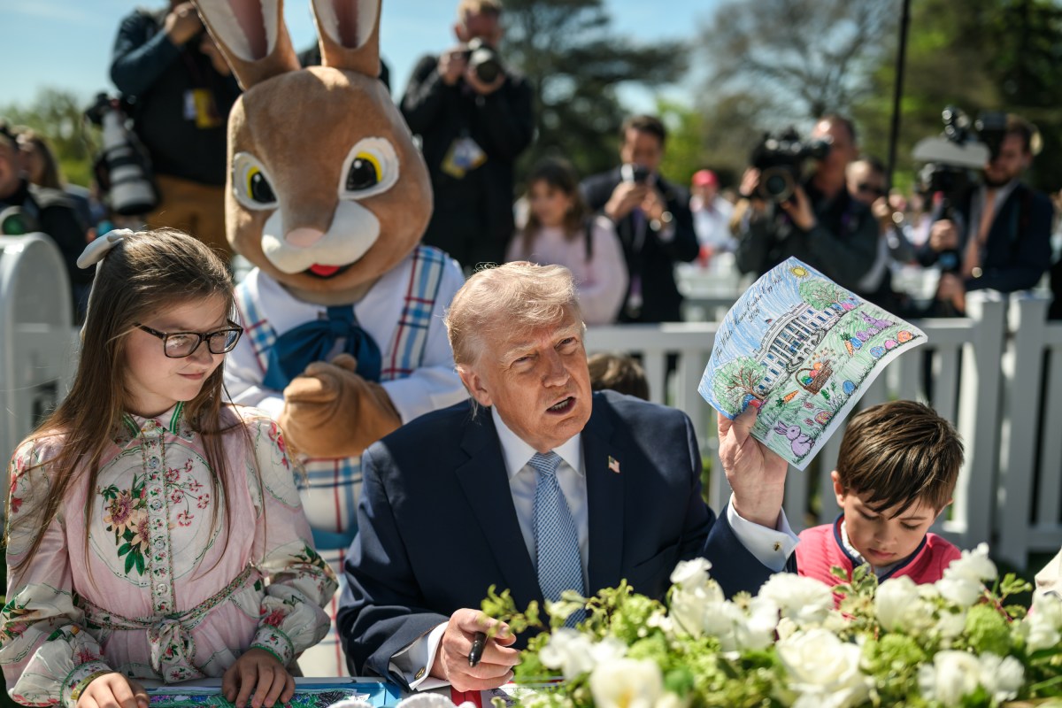 President Donald J. Trump and First Lady Melania Trump participate in activities with children at the White House Easter Egg Roll, Monday, April 6, 2026, on the South Lawn. (Official White House Photo by Daniel Torok)