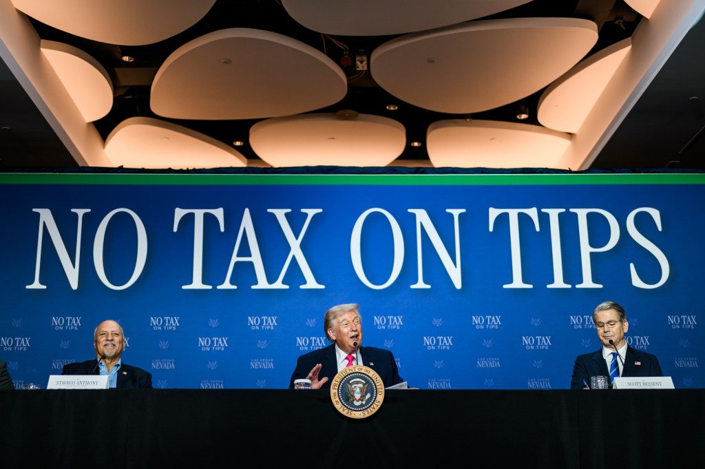 President Donald J. Trump attends a No Tax on Tips roundtable at the AC Hotel Las Vegas Symphony Park, Thursday, April 16, 2026, in Las Vegas, Nevada. (Official White House Photo by Daniel Torok)