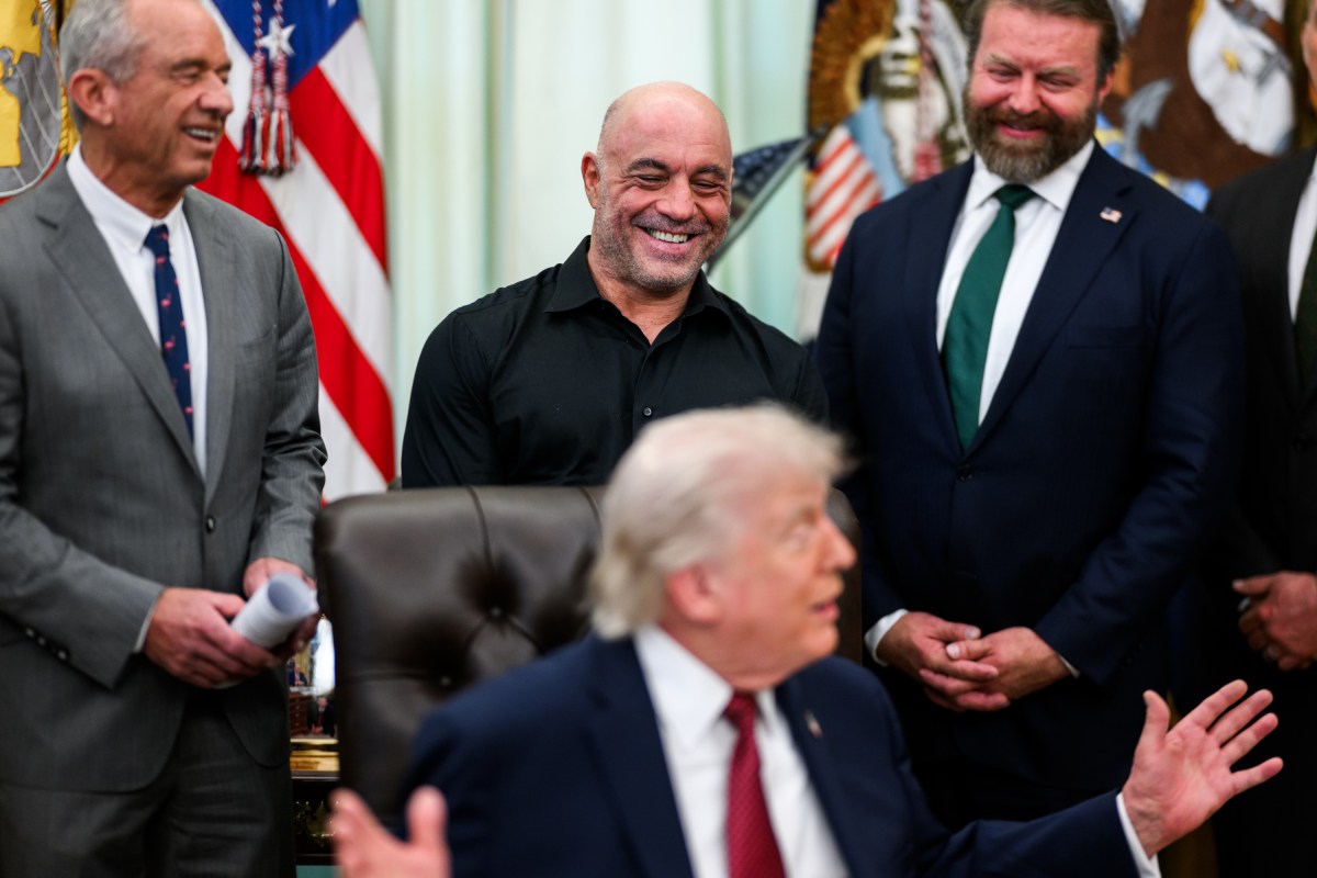 President Donald J. Trump holds a press conference after signing an Executive Order accelerating medical treatments for serious mental illness, Saturday, April 18, 2026, in the Oval Office. (Official White House Photo by Daniel Torok)