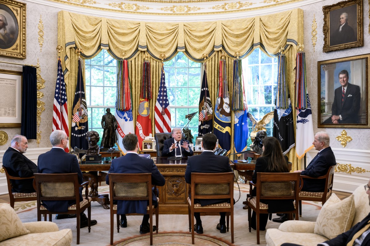 President Donald J. Trump meets with Lebanese Ambassador to the U.S. Nada Hamadeh, Israeli Ambassador to the U.S. Jay Michael Leiter, and U.S. Ambassador to Lebanon Michael Issa in the Oval Office, Thursday, April 23, 2026. (Official White House Photo by Joyce N. Boghosian)