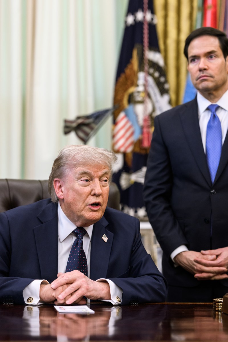 President Donald J. Trump meets with Lebanese Ambassador to the U.S. Nada Hamadeh, Israeli Ambassador to the U.S. Jay Michael Leiter, and U.S. Ambassador to Lebanon Michael Issa in the Oval Office, Thursday, April 23, 2026. (Official White House Photo by Joyce N. Boghosian)