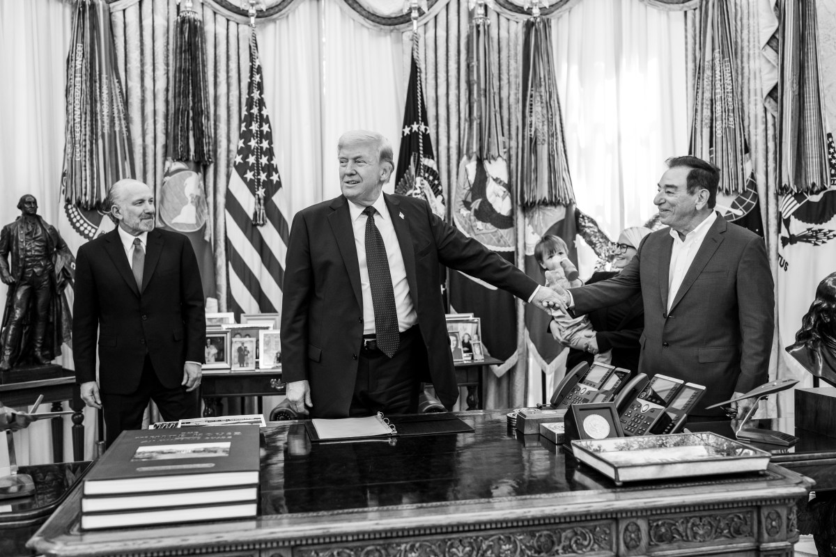 President Donald J. Trump participates in a Health Care Affordability event announcing a drug pricing deal with Regeneron, Thursday, April 23, 2026, in the Oval Office. (Official White House Photo by Molly Riley)