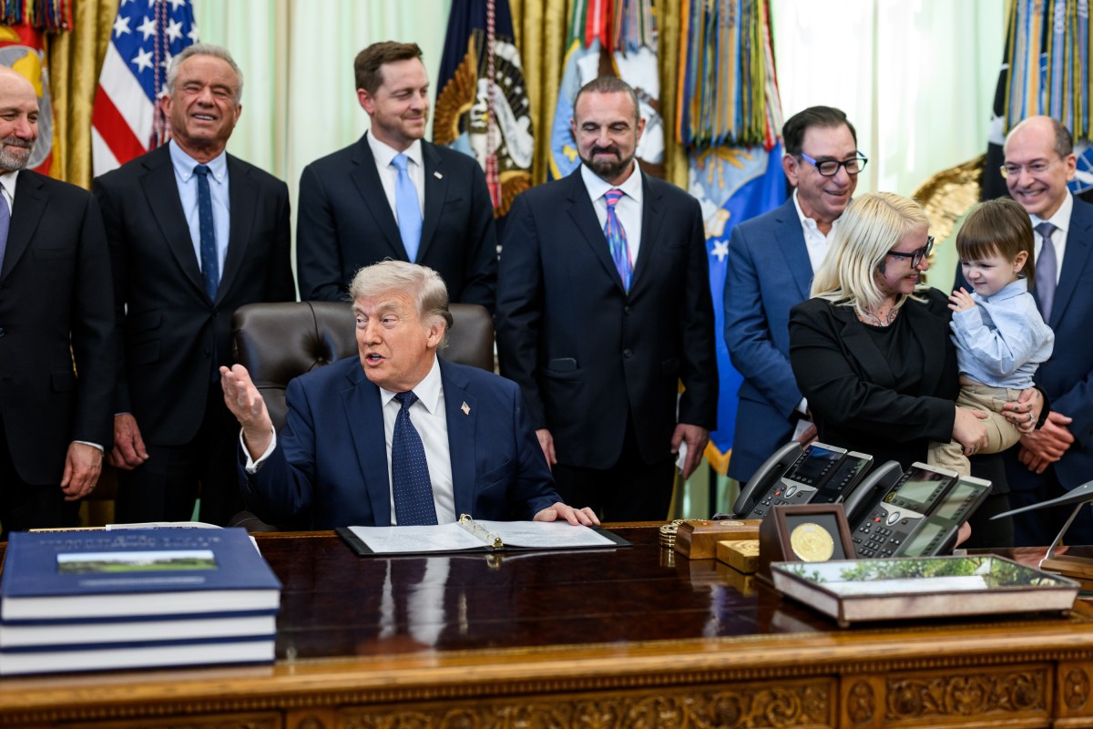 President Donald J. Trump participates in a Health Care Affordability event announcing a drug pricing deal with Regeneron, Thursday, April 23, 2026, in the Oval Office. (Official White House Photo by Molly Riley)