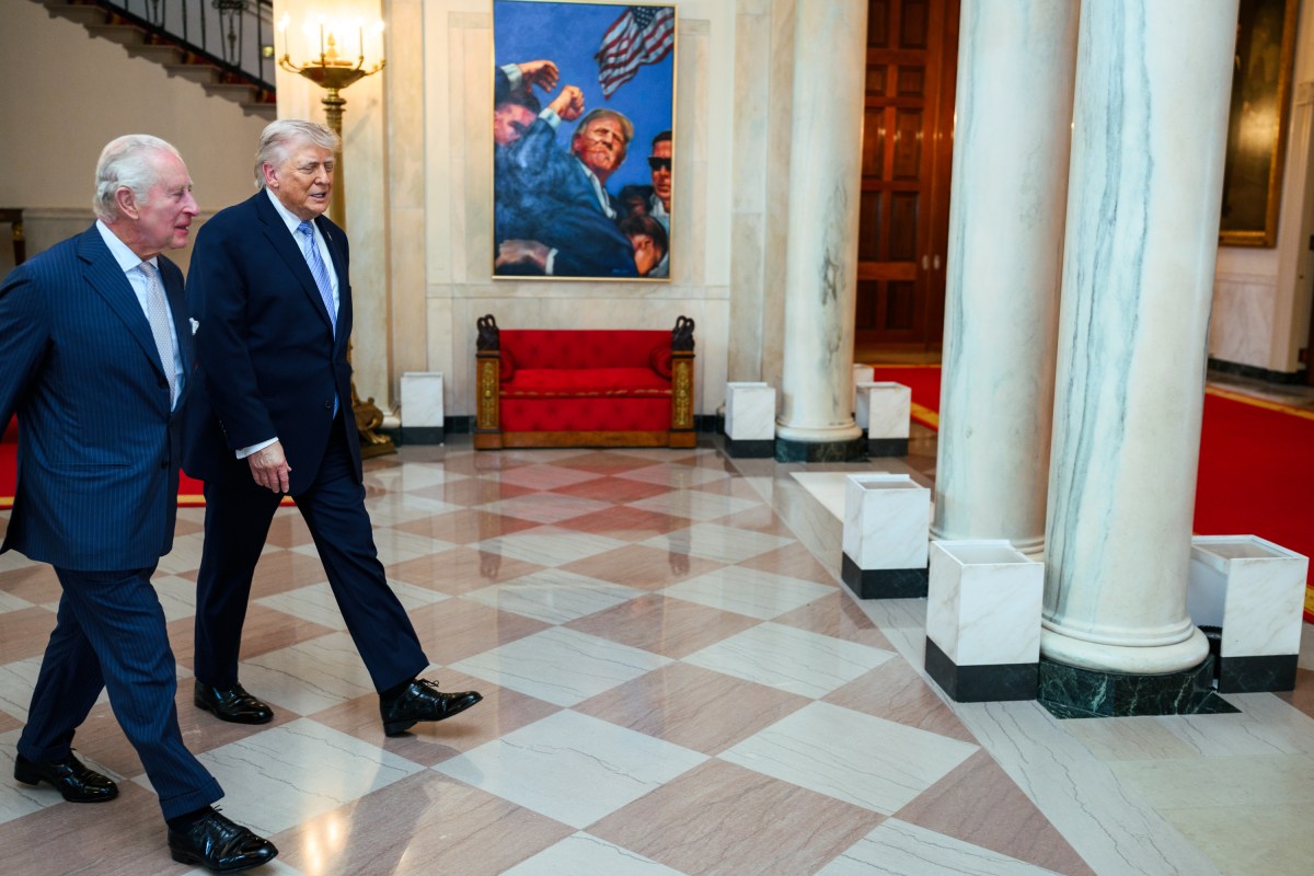 President Donald J. Trump and First Lady Melania Trump speak with King Charles III and Queen Camilla of the U.K. in the Cross Hall of the White House, Monday, April 27, 2026. (Official White House Photo by Daniel Torok)