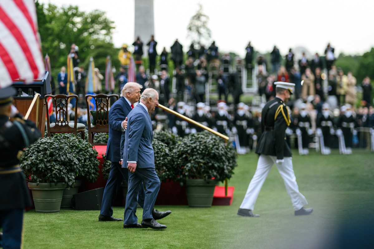 President Donald J. Trump and First Lady Melania Trump greet King Charles III and Queen Camilla of the United Kingdom at the South Portico during a State Arrival ceremony, Tuesday, April 28, 2026. (Official White House Photo by Daniel Torok)
