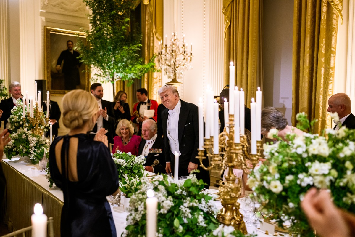 President Donald J. Trump and First Lady Melania Trump host a State Dinner for King Charles III and Queen Camilla of the United Kingdom, Tuesday, April 28, 2026, in the East Room of the White House. (Official White House Photo by Daniel Torok)
