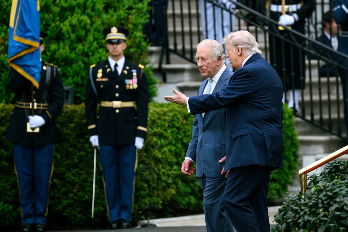 President Donald J. Trump and First Lady Melania Trump greet King Charles III and Queen Camilla of the United Kingdom at the South Portico during a State Arrival ceremony, Tuesday, April 28, 2026. (Official White House Photo by Joyce N. Boghosian)