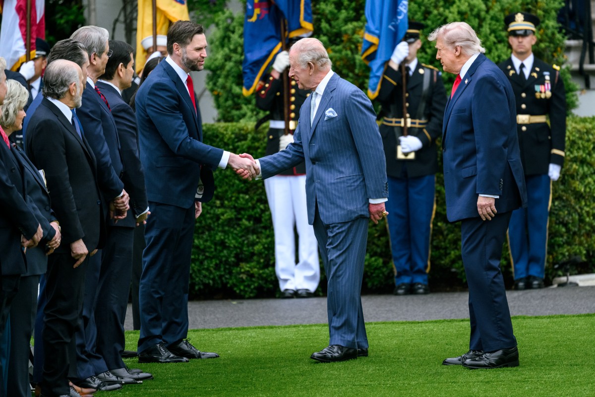 President Donald J. Trump and First Lady Melania Trump greet King Charles III and Queen Camilla of the United Kingdom at the South Portico during a State Arrival ceremony, Tuesday, April 28, 2026. (Official White House Photo by Joyce N. Boghosian)