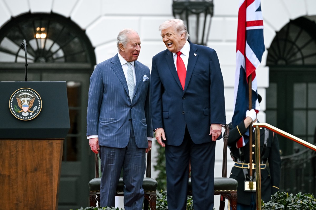 President Donald J. Trump and First Lady Melania Trump greet King Charles III and Queen Camilla of the United Kingdom at the South Portico during a State Arrival ceremony, Tuesday, April 28, 2026. (Official White House Photo by Joyce N. Boghosian)