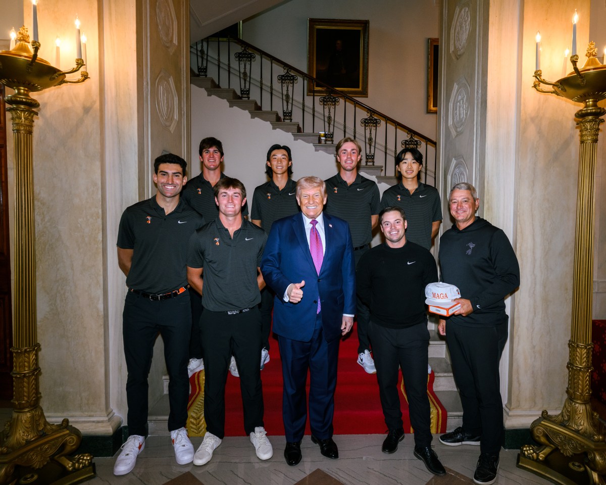 President Donald J. Trump poses with the Oklahoma State Men’s Golf team in the Grand Foyer at the residence staircase for NCAA Collegiate National Champions Day at the White House, Tuesday, April 21, 2026. (Official White House Photo by Daniel Torok)