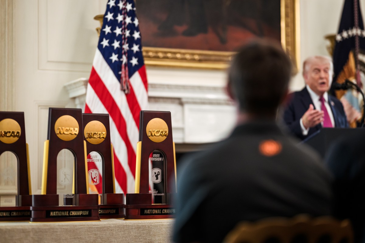 President Donald J. Trump delivers remarks in the State Dining Room for NCAA Collegiate National Champions Day at the White House, Tuesday, April 21, 2026. (Official White House Photo by Daniel Torok)