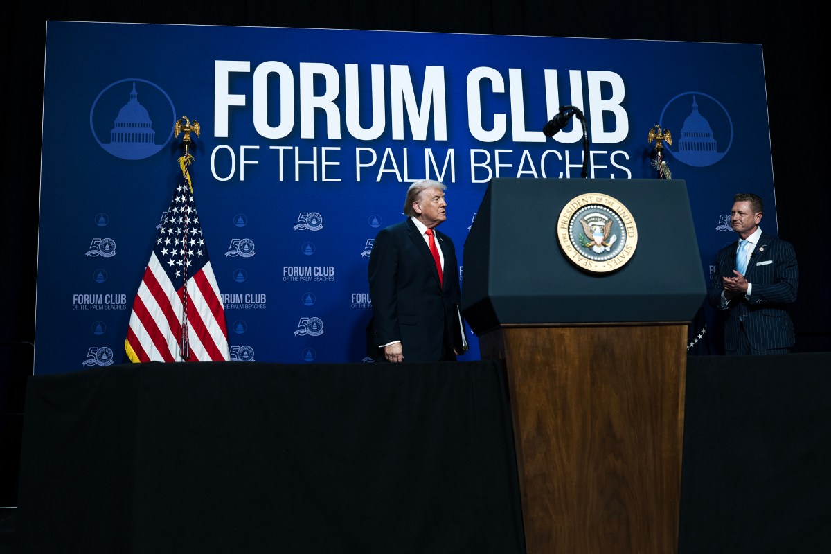 President Donald J. Trump attends a dinner for the Forum Club of the Palm Beaches, Friday, May 1, 2026, at the Raymond F. Kravis Center for the Performing Arts in West Palm Beach, Florida. (Official White House Photo by Daniel Torok).
