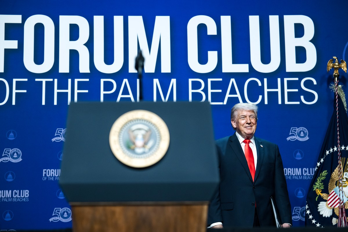 President Donald J. Trump attends a dinner for the Forum Club of the Palm Beaches, Friday, May 1, 2026, at the Raymond F. Kravis Center for the Performing Arts in West Palm Beach, Florida. (Official White House Photo by Daniel Torok).