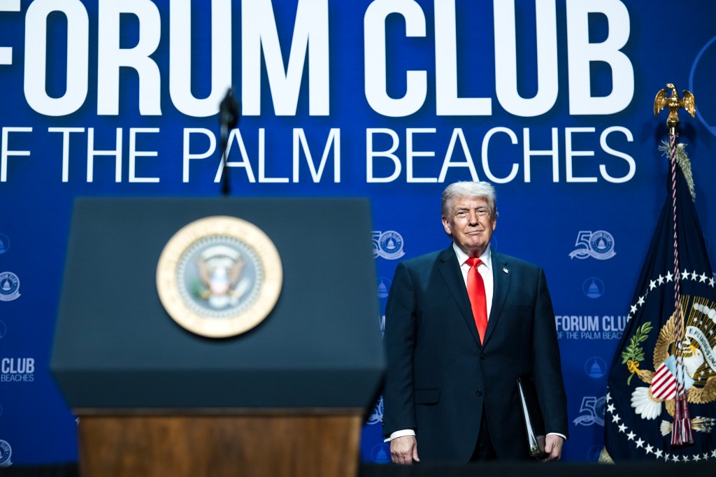 President Donald J. Trump attends a dinner for the Forum Club of the Palm Beaches, Friday, May 1, 2026, at the Raymond F. Kravis Center for the Performing Arts in West Palm Beach, Florida. (Official White House Photo by Daniel Torok).
