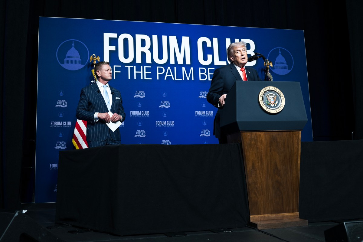 President Donald J. Trump attends a dinner for the Forum Club of the Palm Beaches, Friday, May 1, 2026, at the Raymond F. Kravis Center for the Performing Arts in West Palm Beach, Florida. (Official White House Photo by Daniel Torok).
