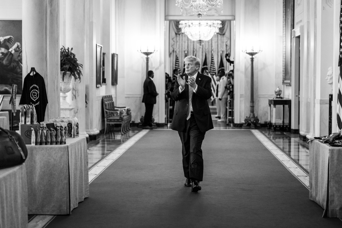President Donald J. Trump departs the East Room and walks to the Oval Office after participating in a Small Business Summit, Monday, May 4, 2026. (Official White House Photo by Molly Riley)
