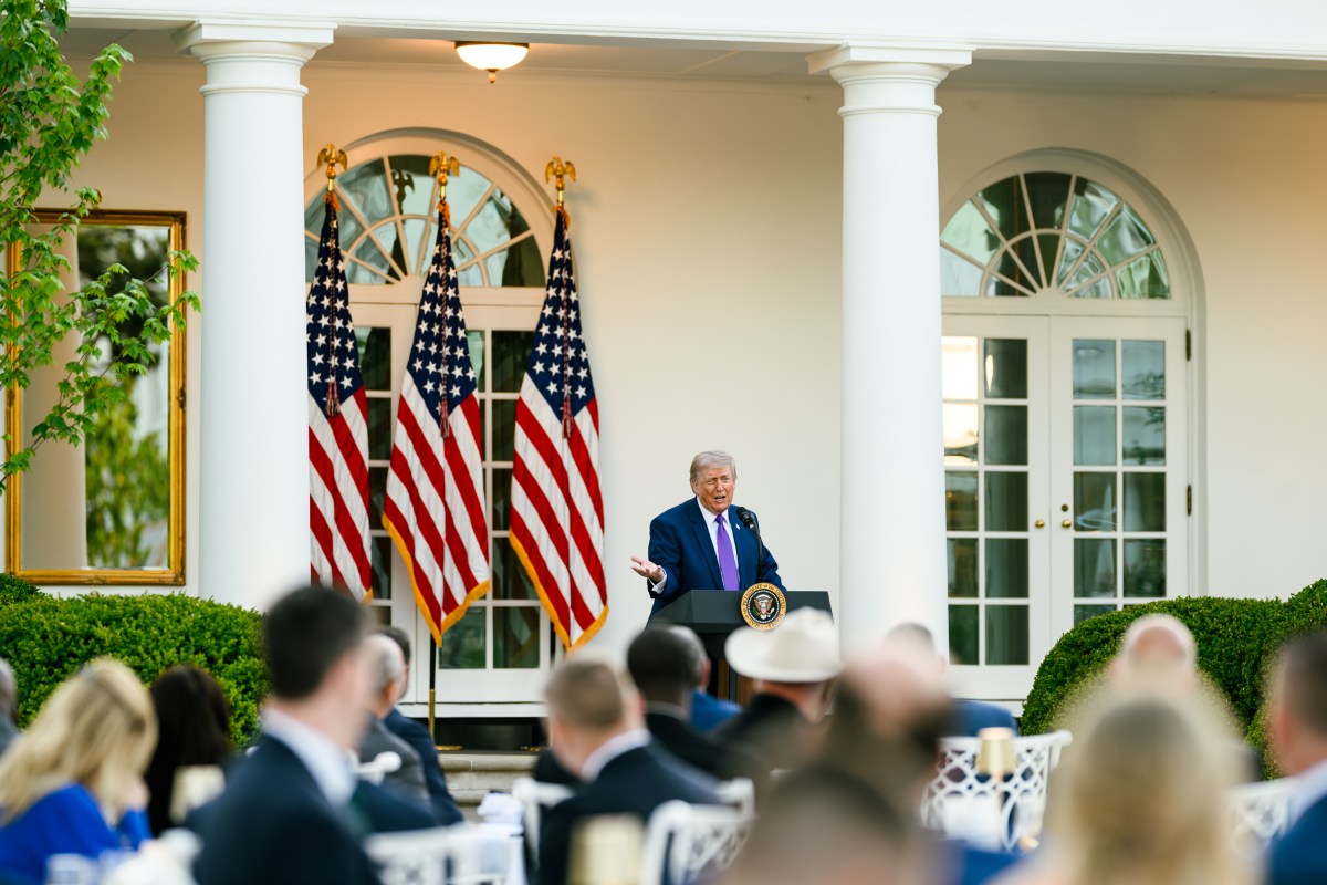 President Donald J. Trump hosts a Rose Garden Club dinner in honor of Police Week in the White House Rose Garden, Monday, May 11, 2026. (Official White House Photo by Molly Riley)