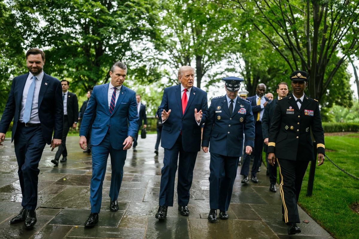 President Donald J. Trump departs Arlington National Cemetery in Arlington, Virginia after participating in Memorial Day ceremonies, Monday, May 25, 2026. (Official White House Photo by Daniel Torok)