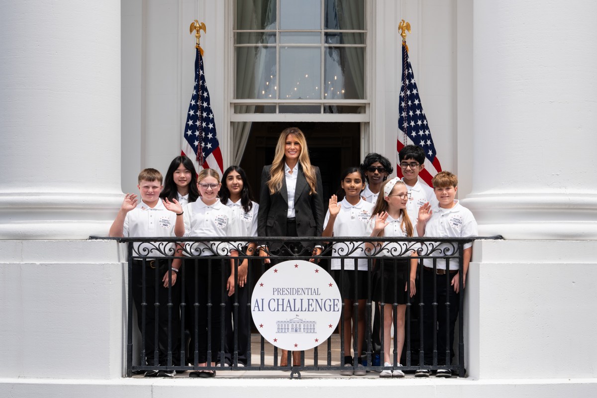 First Lady Melania Trump poses for a photo with student presenters at the Presidential Artificial Intelligence Challenge National Champion Awards, Tuesday, June 9, 2026, on the Blue Room Balcony of the White House.(Official White House Photo by Andrea Hanks)