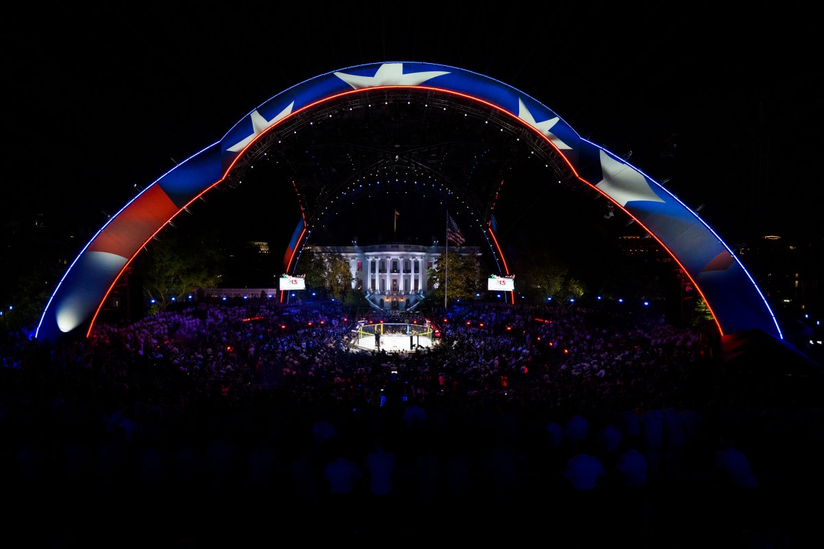 President Donald J. Trump and First Lady Melania Trump attend UFC Freedom 250, the mixed martial arts event produced by the Ultimate Fighting Championship, Sunday, June 14, 2026, on the South Lawn of the White House. (Official White House Photo by Andrea Hanks)