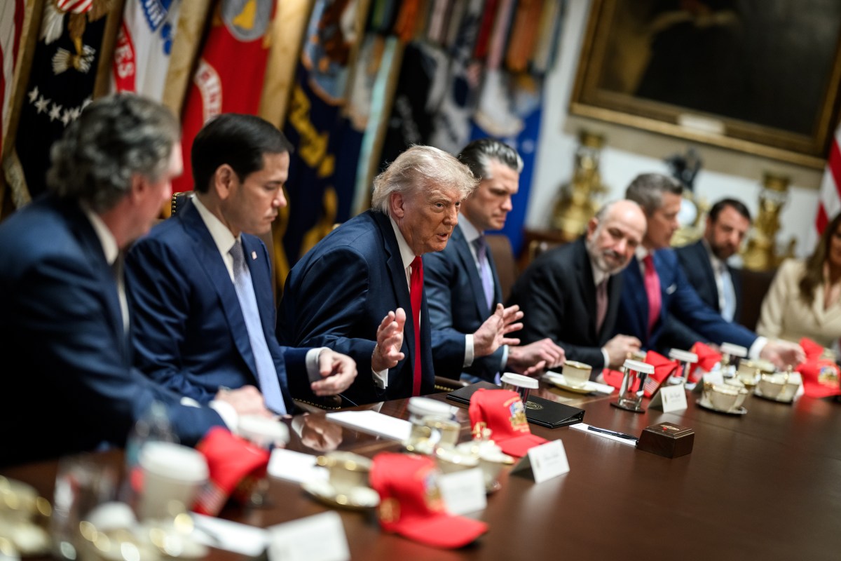 President Donald J. Trump holds a cabinet meeting in the Cabinet Room Wednesday, May 27, 2026. (Official White House Photo by Daniel Torok)