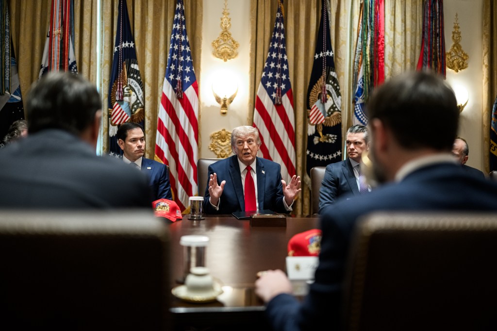 President Donald J. Trump holds a cabinet meeting in the Cabinet Room Wednesday, May 27, 2026. (Official White House Photo by Daniel Torok)