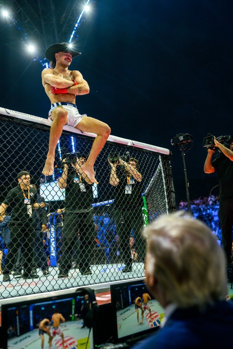 President Donald J. Trump attends UFC Freedom 250, the mixed martial arts event produced by the Ultimate Fighting Championship, Sunday, June 14, 2026, on the South Lawn of the White House. (Official White House Photo by Daniel Torok)