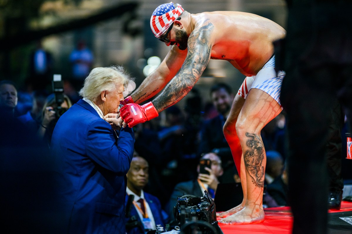 President Donald J. Trump attends UFC Freedom 250, the mixed martial arts event produced by the Ultimate Fighting Championship, Sunday, June 14, 2026, on the South Lawn of the White House. (Official White House Photo by Daniel Torok)