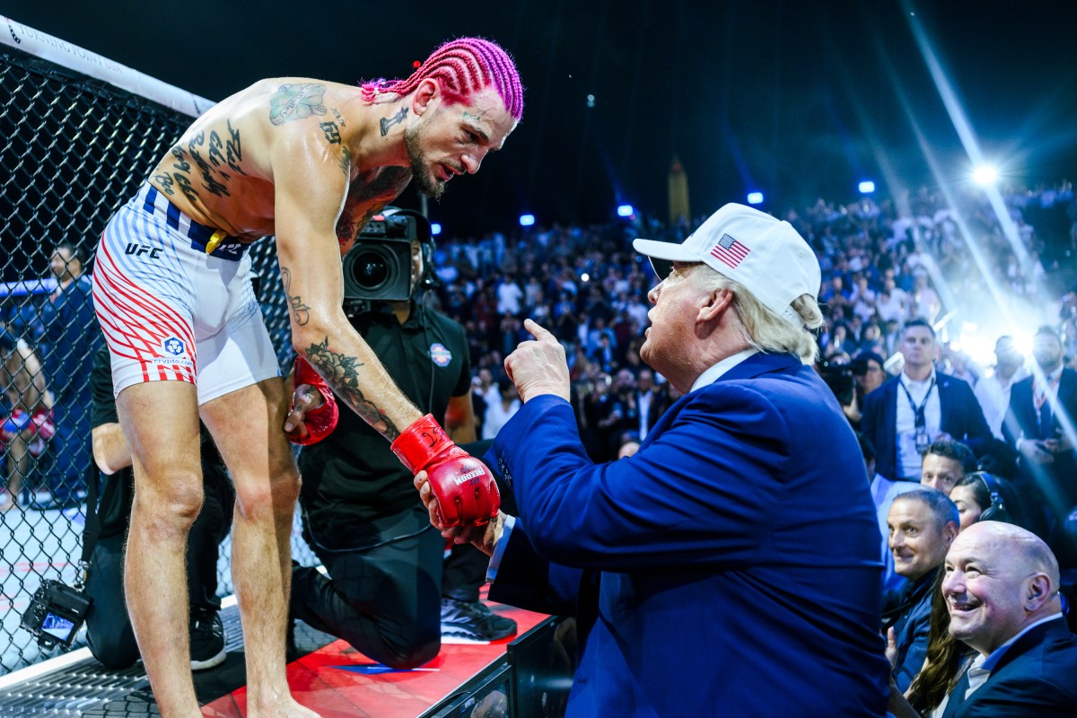 President Donald J. Trump attends UFC Freedom 250, the mixed martial arts event produced by the Ultimate Fighting Championship, Sunday, June 14, 2026, on the South Lawn of the White House. (Official White House Photo by Daniel Torok)