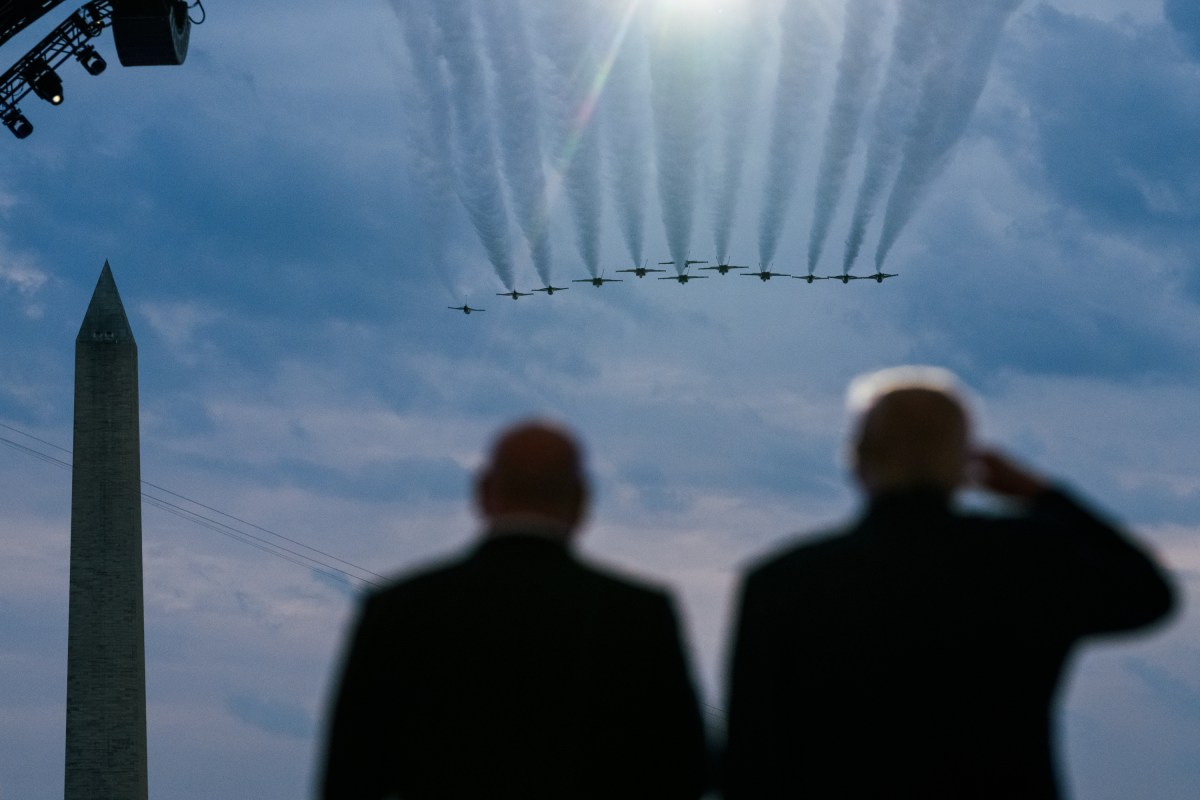 President Donald J. Trump and UFC CEO Dana White watch the U.S. Air Force Thunderbirds and the U.S. Navy Blue Angels perform a flyover at the White House during UFC Freedom 250, Sunday, June 14, 2026. (Official White House Photo by Joyce N. Boghosian)