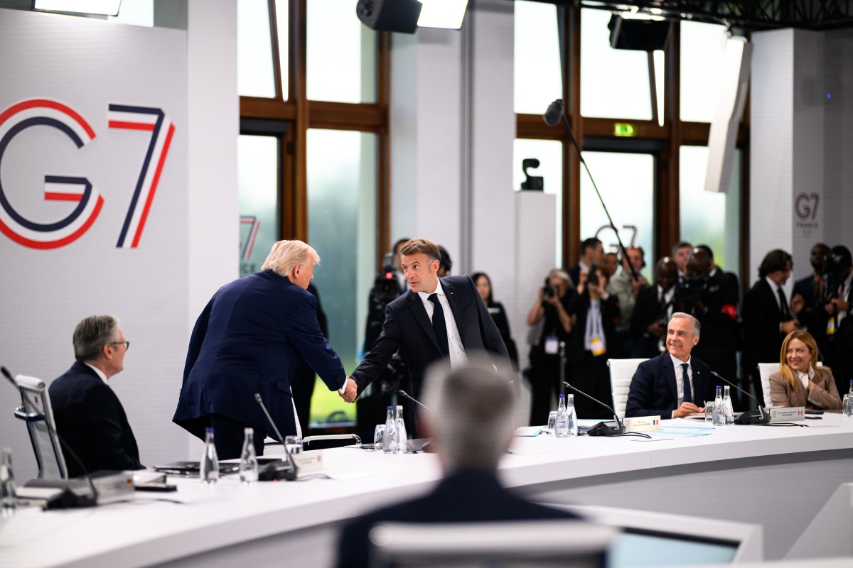 President Donald J. Trump attends G7 working session IV, on growth and imbalances, at the Hotel Royal Evian, Wednesday, June 17, 2026, in Evian-les-Bains, France.(Official White House Photo by Daniel Torok)