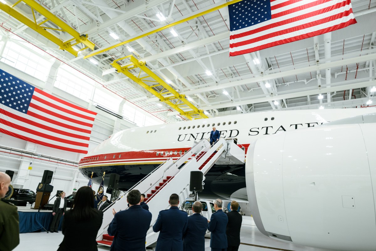 President Donald J. Trump tours the new Air Force One at Joint Base Andrews, Maryland on Friday, June 19, 2026. (Official White House Photo by Daniel Torok)