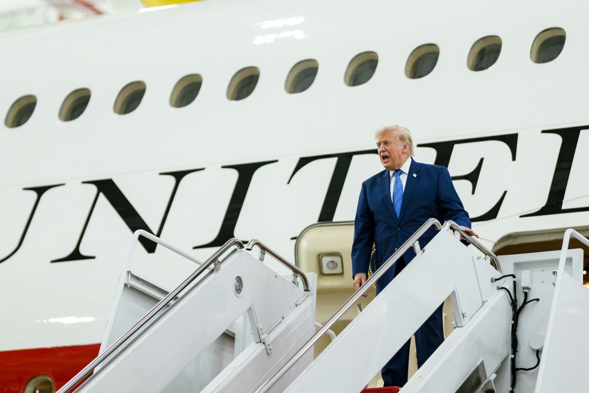 President Donald J. Trump tours the new Air Force One at Joint Base Andrews, Maryland on Friday, June 19, 2026. (Official White House Photo by Daniel Torok)