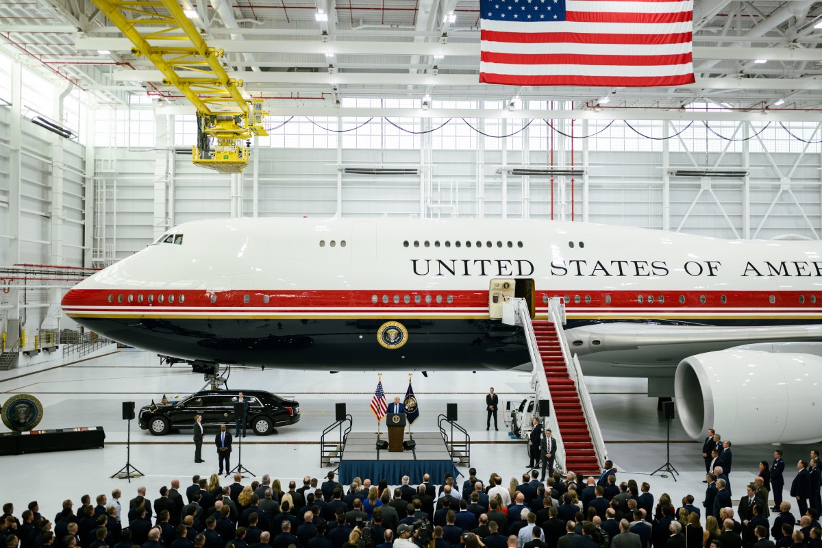 President Donald J. Trump tours the new Air Force One at Joint Base Andrews, Maryland on Friday, June 19, 2026. (Official White House Photo by Daniel Torok)